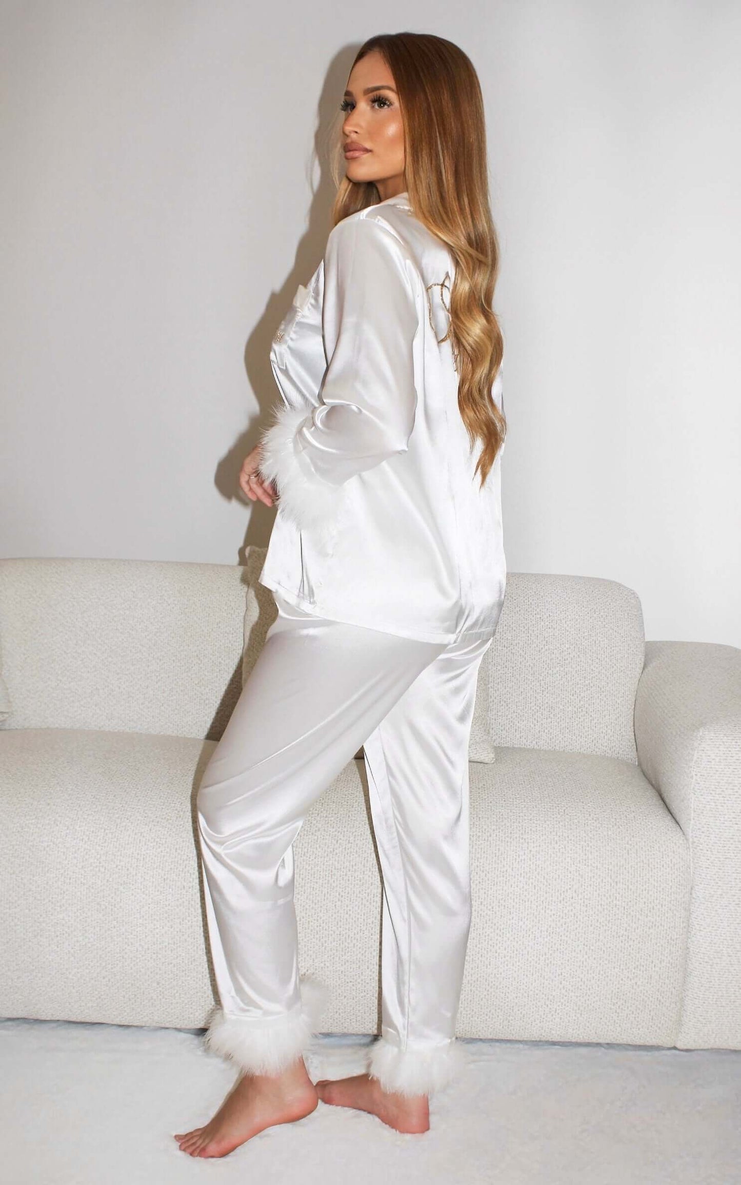 White feather 2-piece set