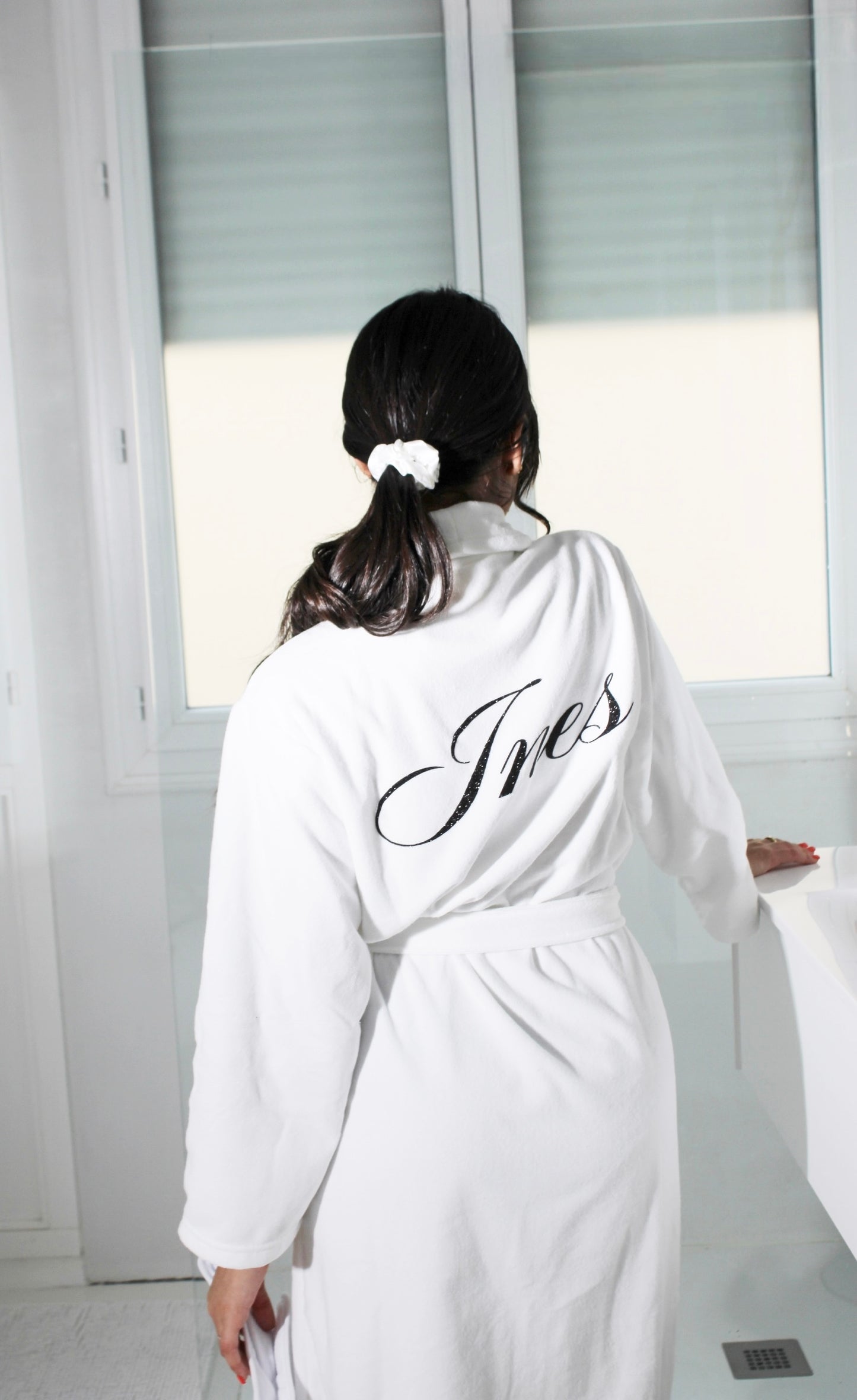 Unisex bathrobe to personalize