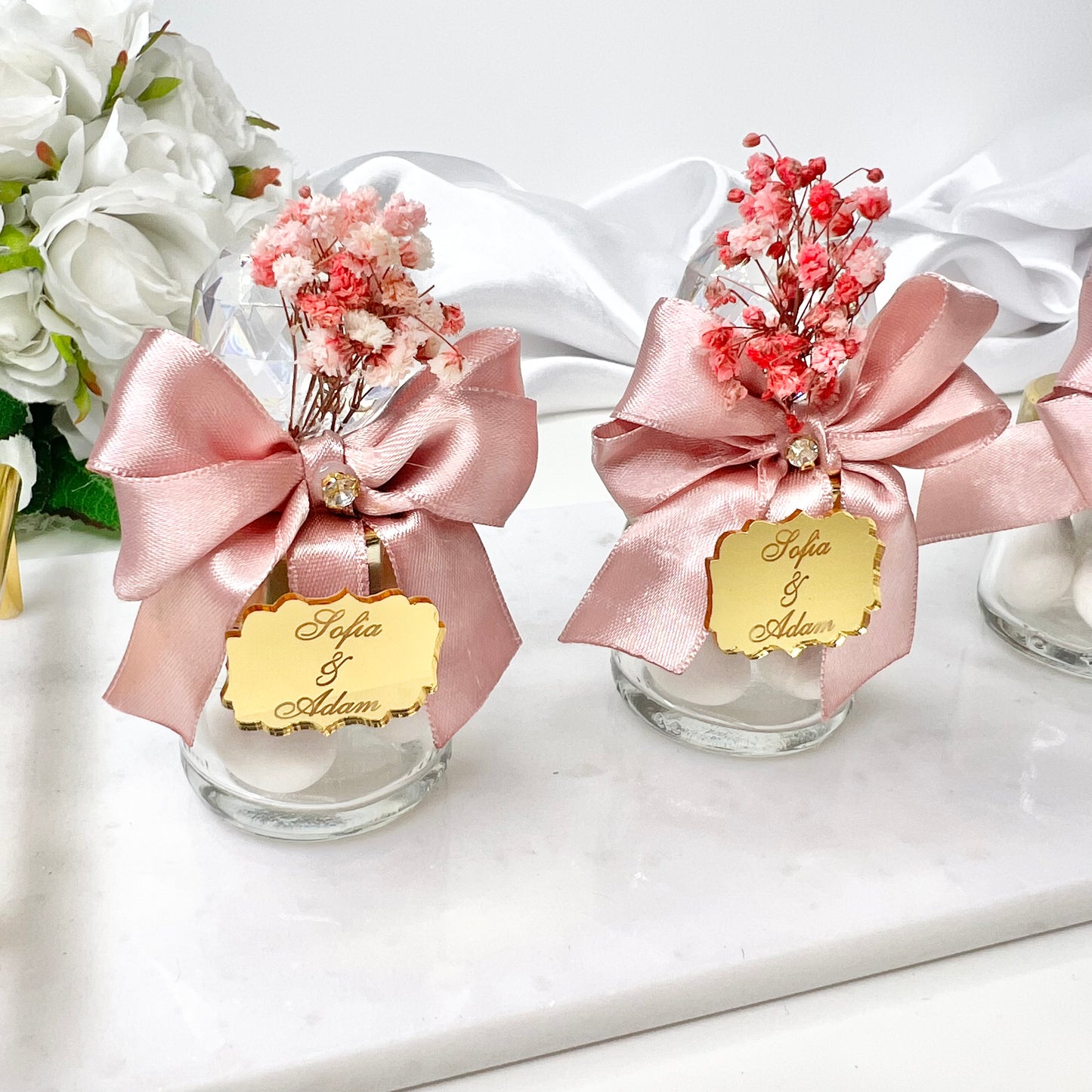 حاوية ماسية مزهرة