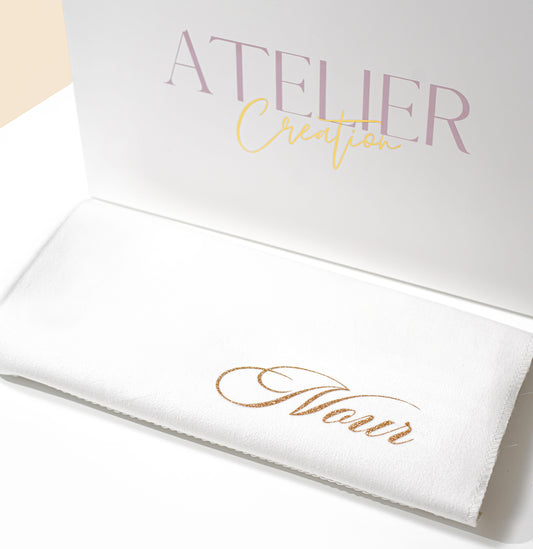 Tapete fino branco personalizado