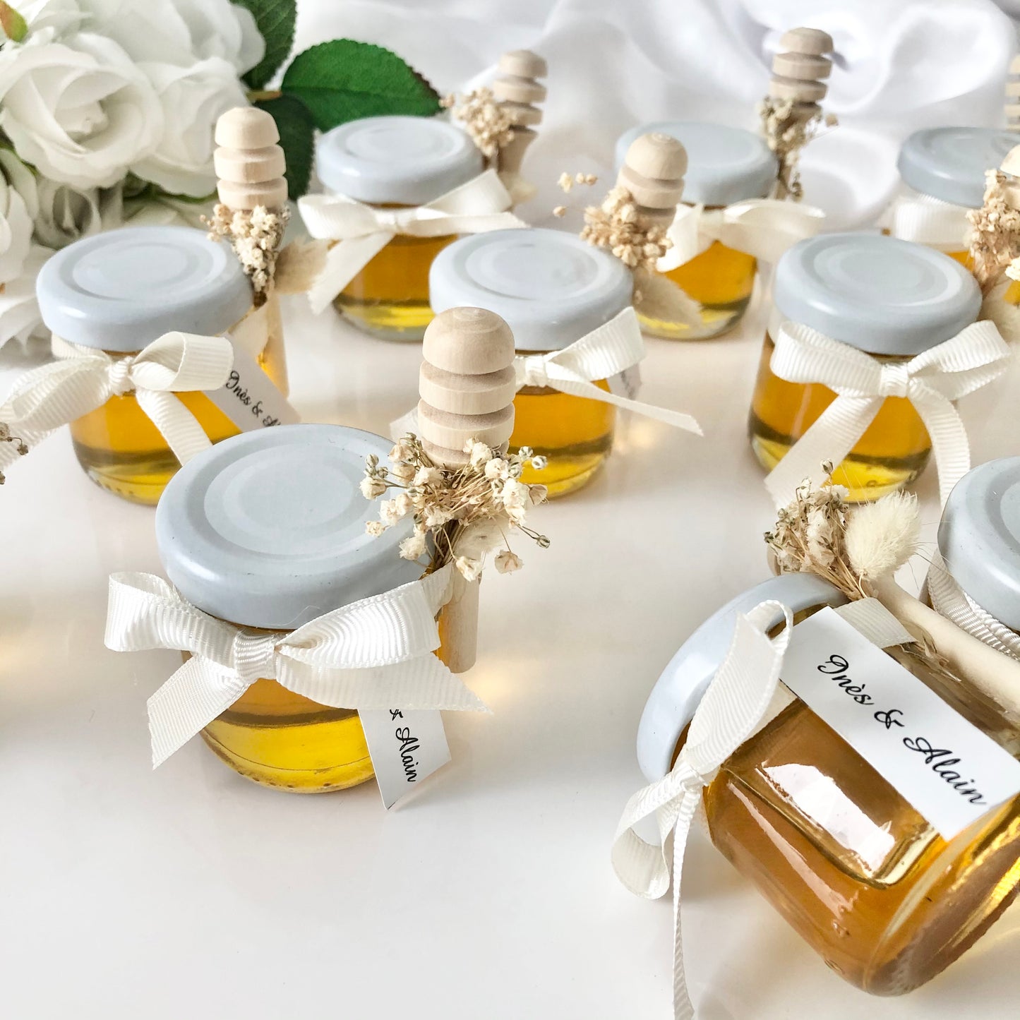 أواني عسل أنيقة وبوهيمية