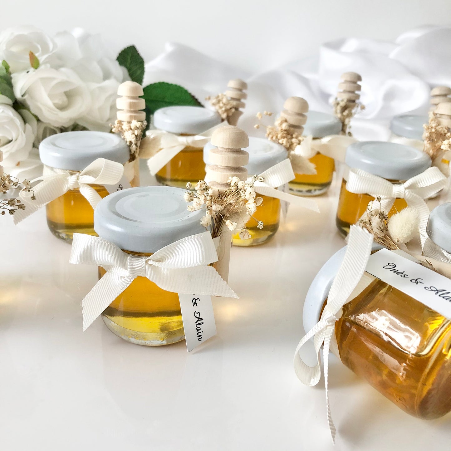 أواني عسل أنيقة وبوهيمية