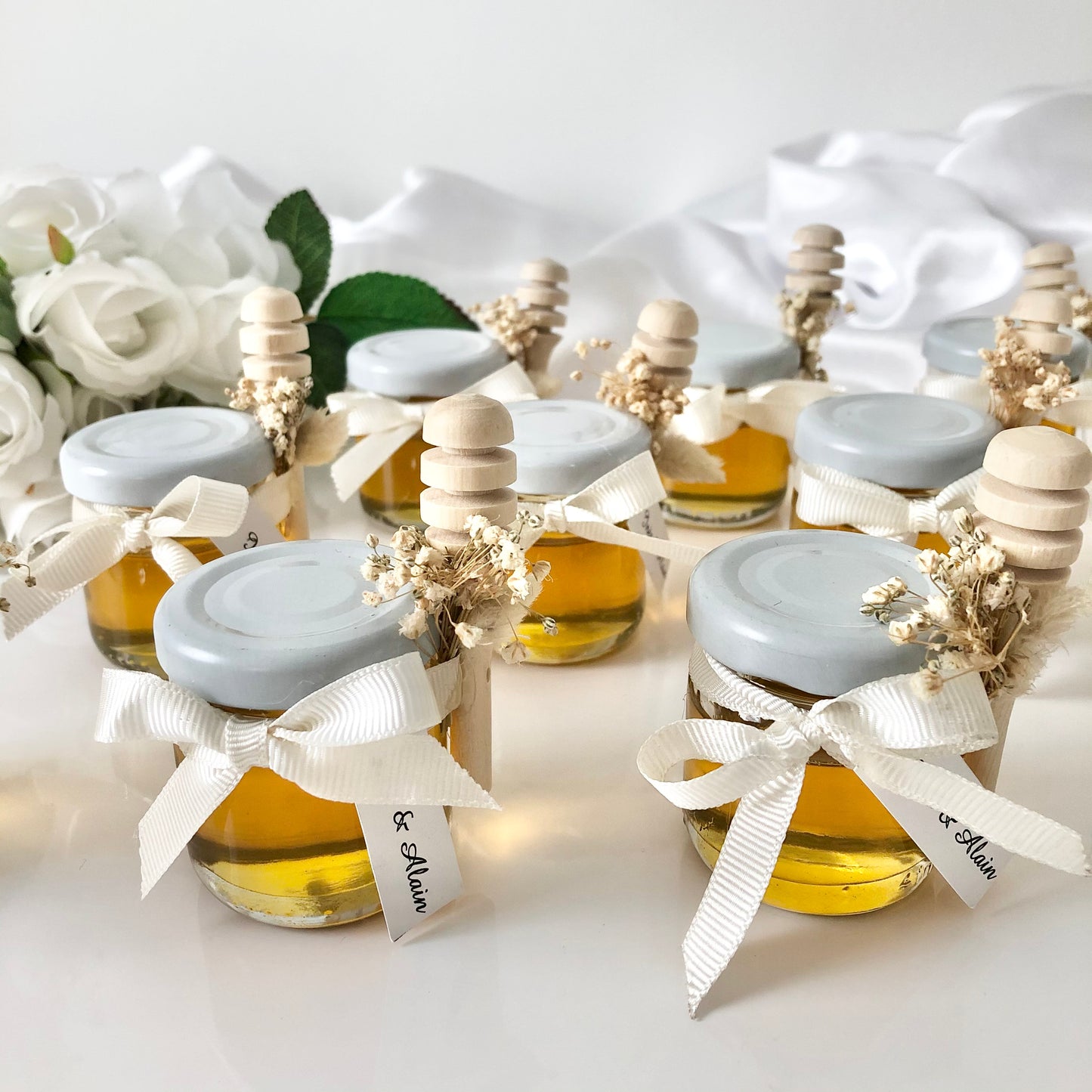 أواني عسل أنيقة وبوهيمية