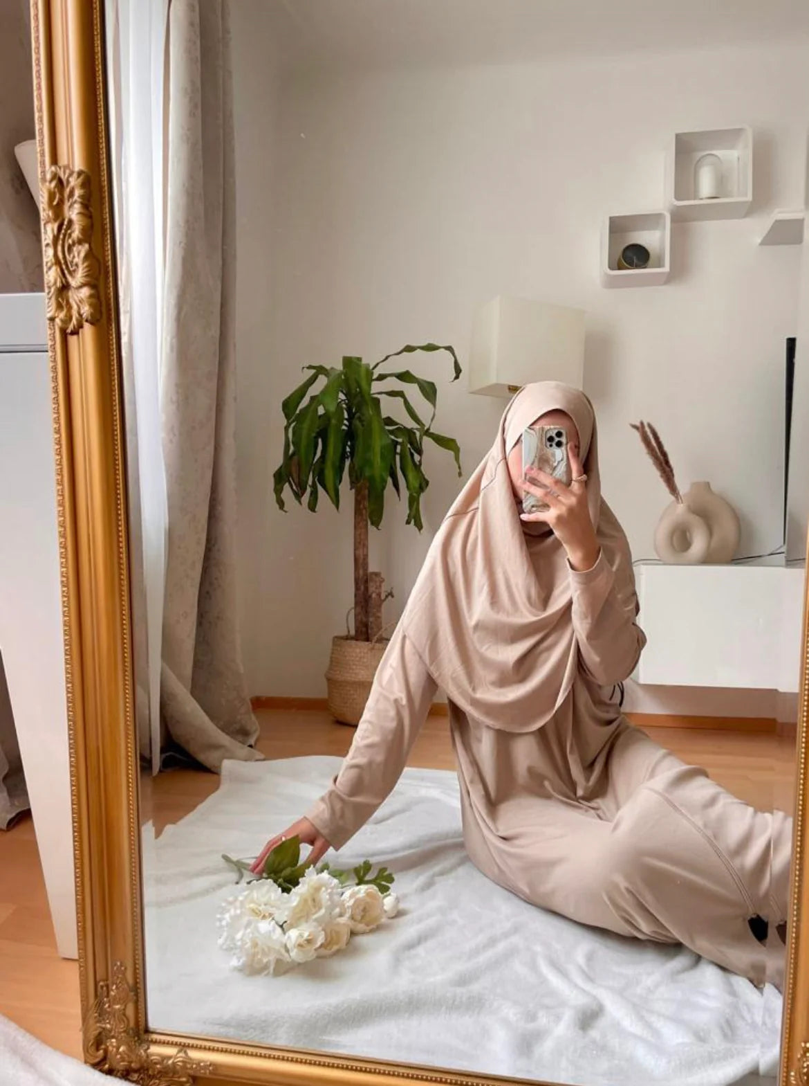 Robe de prière beige